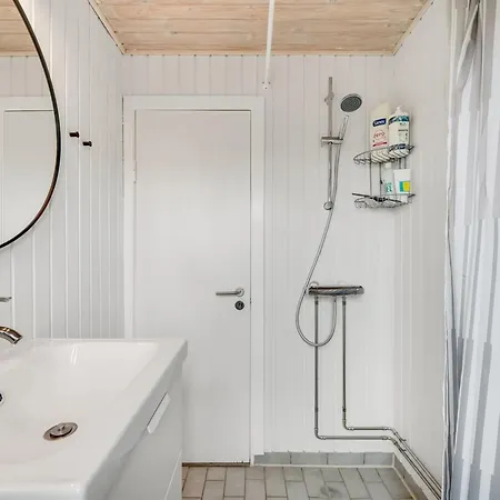 Dragan - 50m From The Sea By Interhome Semesterbostad