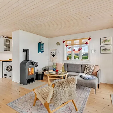 Dragan - 50m From The Sea By Interhome Semesterbostad Hejls