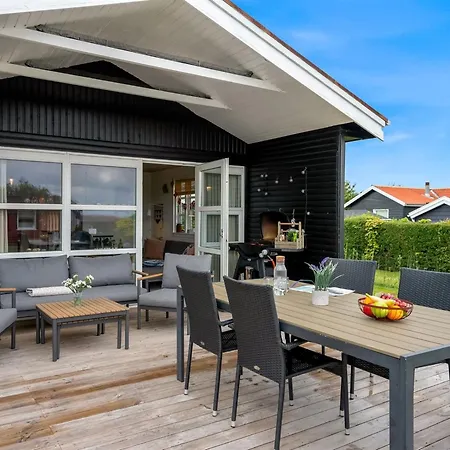 Dragan - 50m From The Sea By Interhome Semesterbostad Hejls