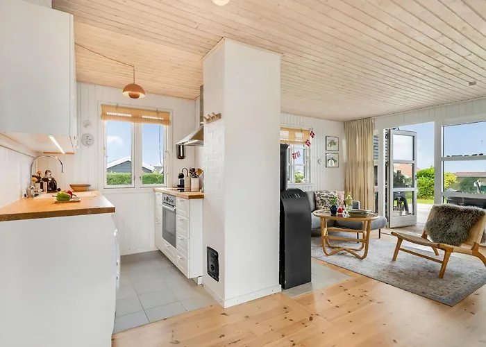 Сasa de vacaciones Dragan - 50m From The Sea By Interhome